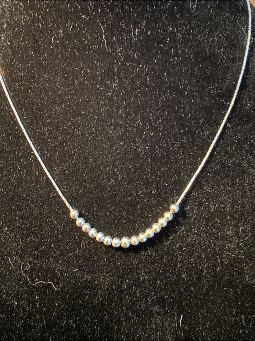 Sterling Silver 20” necklace with silver beads - Picture 2 of 2